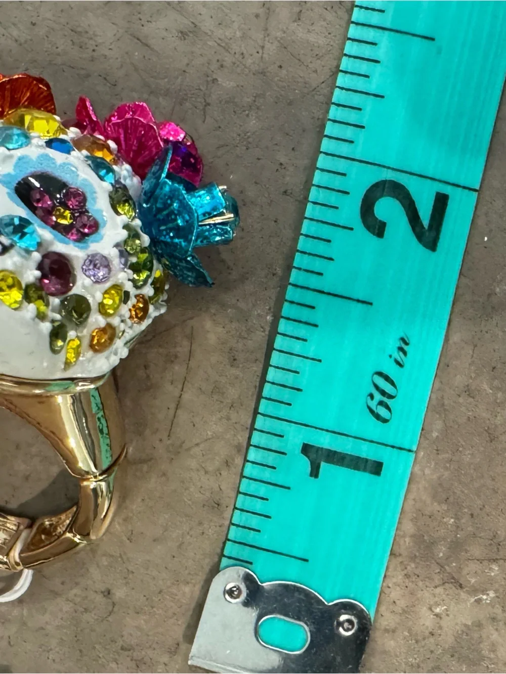 FUN Multicolor Skull Decorative Ring w/stretchy band so OSFM! Spooky season 💀